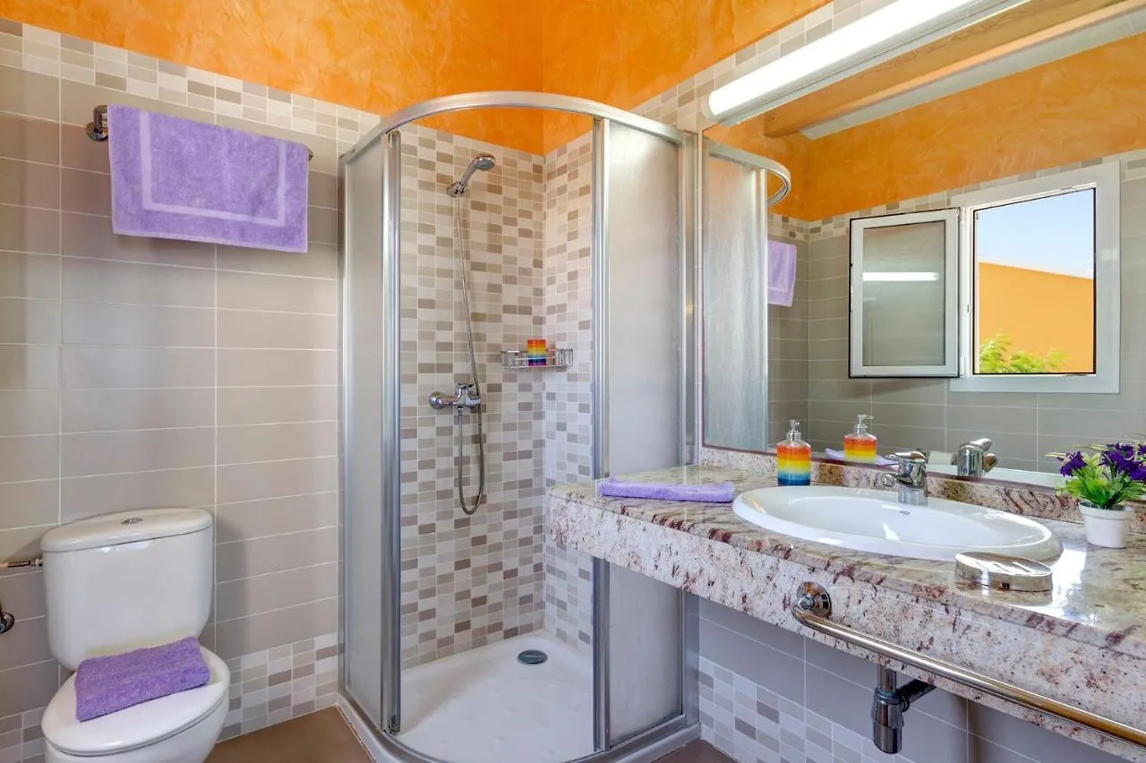 Gris 4 Bedroom Villa, Cala'N Forcat Cala'N Blanes  0*, Cala'N Blanes (Menorca) Spain